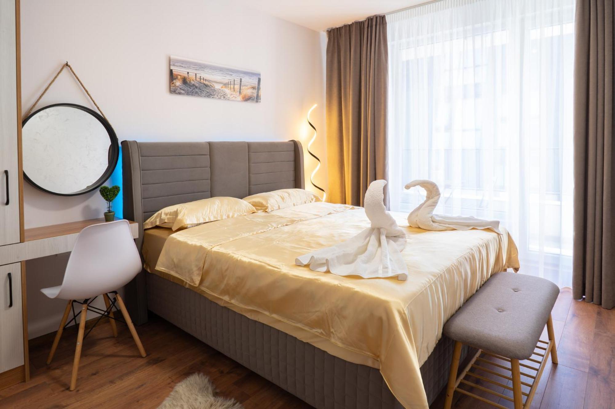 New Modern & Cozy Apartment With Free Private Parking And Ev Charging Station Варна Екстериор снимка