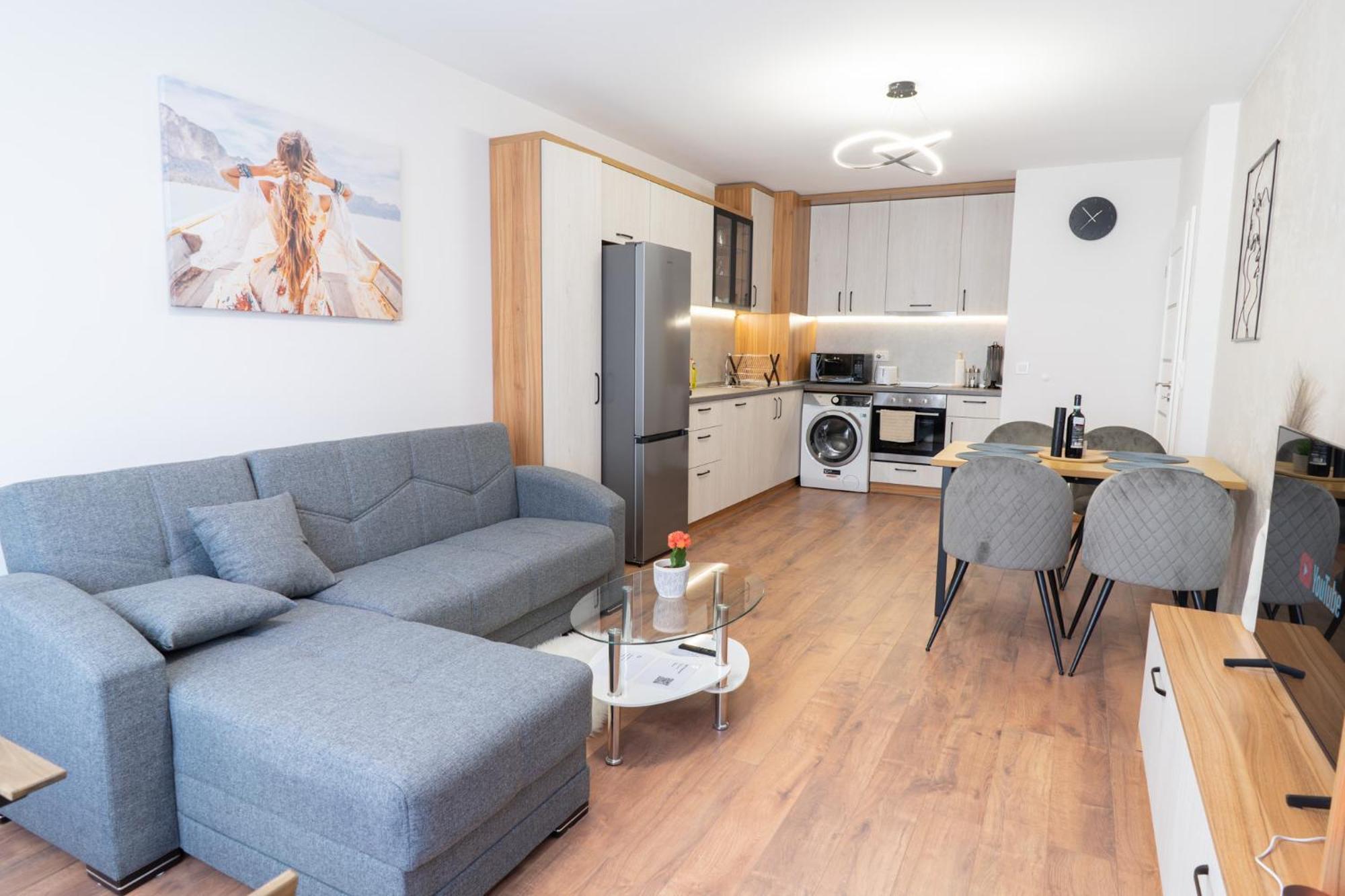 New Modern & Cozy Apartment With Free Private Parking And Ev Charging Station Варна Екстериор снимка